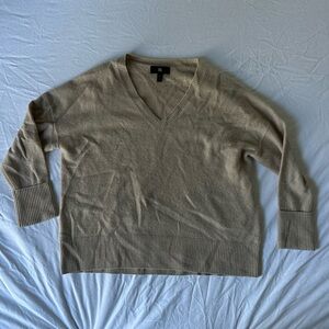 100% cashmere banana republic sweater